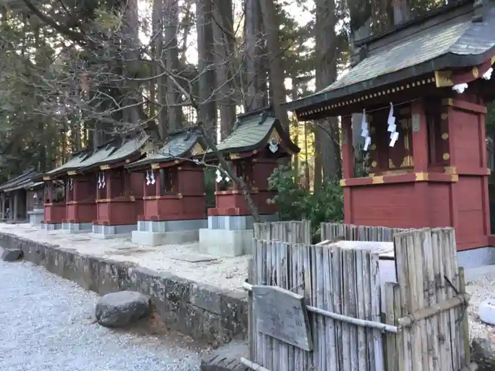 北口本宮冨士浅間神社の末社・摂社