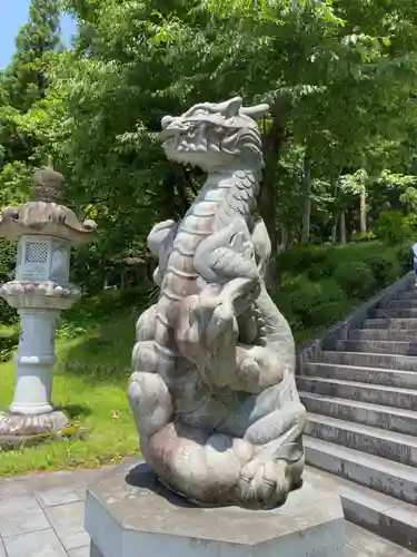 八海山尊神社の狛犬