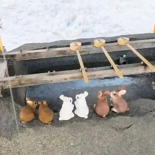 彌彦神社　(伊夜日子神社)の手水舎