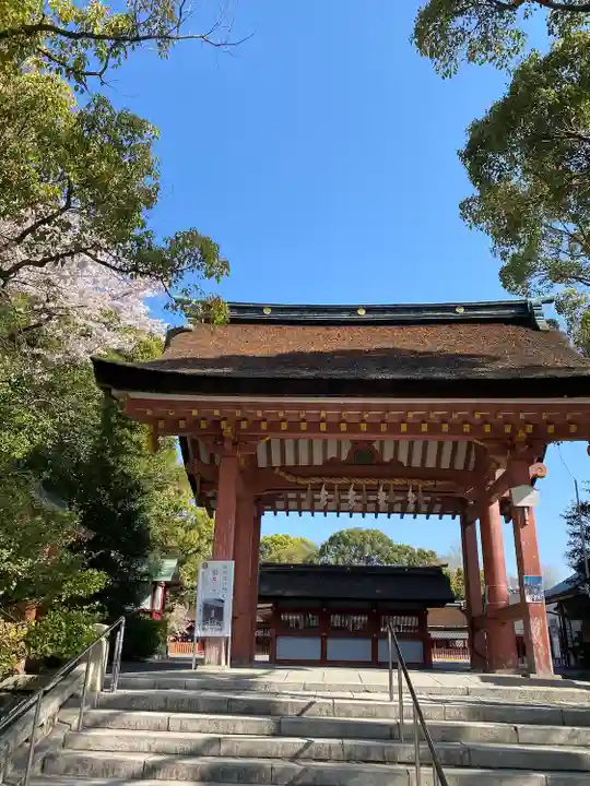 津島神社の山門・神門