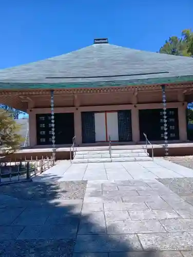 慈宏寺の{uncategorized: "未分類", other: "その他", undefined: "問題あり", building: "その他建物", grave: "お墓", sacred_gate: "鳥居", guardian: "狛犬", statue: "像", buddha: "仏像", history: "歴史", nature: "自然", garden: "庭園", animal: "動物", pagoda: "塔", temizu: "手水舎", mountain_gate: "山門・神門", sanctuary: "本殿・本堂", subordinate: "末社・摂社", art: "芸術", scenery: "景色", jizo: "地蔵", ema: "絵馬", goshuin: "御朱印", omikuji: "おみくじ", items: "授与品その他", amulet: "お守り", goshuincho: "御朱印帳", eats: "食事", festival: "お祭り", votive_dance: "神楽", shichigosan: "七五三参", wedding: "結婚式", experience: "体験その他", initially: "初詣", around: "周辺", anti_infection: "感染症対策"}