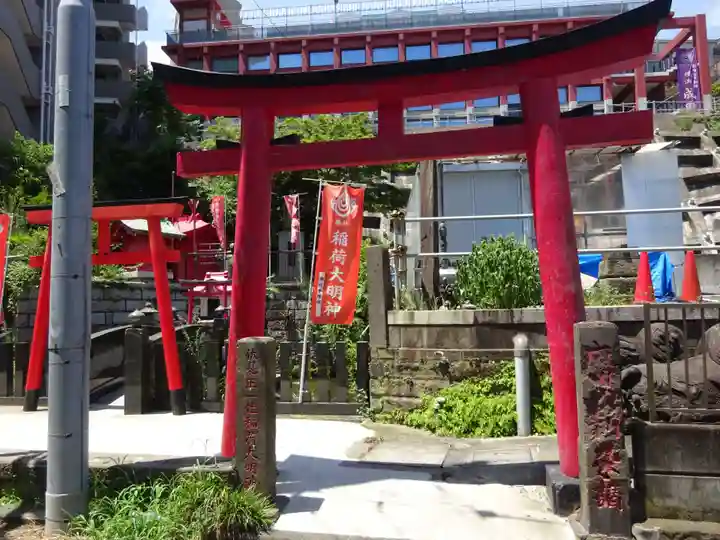 成田山横浜別院延命院の末社・摂社