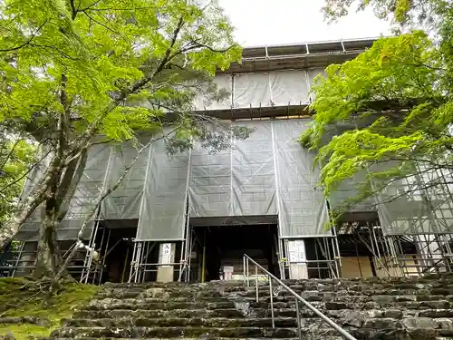 神護寺の山門・神門
