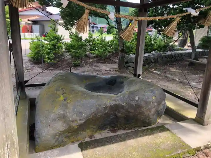 栗原神社の手水舎