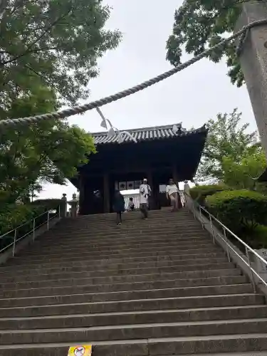 阿智神社の{uncategorized: "未分類", other: "その他", undefined: "問題あり", building: "その他建物", grave: "お墓", sacred_gate: "鳥居", guardian: "狛犬", statue: "像", buddha: "仏像", history: "歴史", nature: "自然", garden: "庭園", animal: "動物", pagoda: "塔", temizu: "手水舎", mountain_gate: "山門・神門", sanctuary: "本殿・本堂", subordinate: "末社・摂社", art: "芸術", scenery: "景色", jizo: "地蔵", ema: "絵馬", goshuin: "御朱印", omikuji: "おみくじ", items: "授与品その他", amulet: "お守り", goshuincho: "御朱印帳", eats: "食事", festival: "お祭り", votive_dance: "神楽", shichigosan: "七五三参", wedding: "結婚式", experience: "体験その他", initially: "初詣", around: "周辺", anti_infection: "感染症対策"}