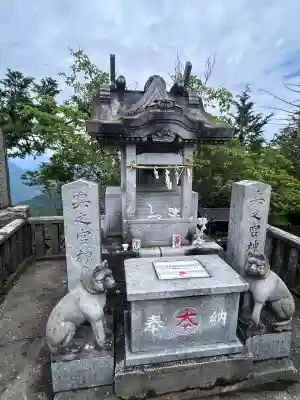 三峯神社奥宮(埼玉県)