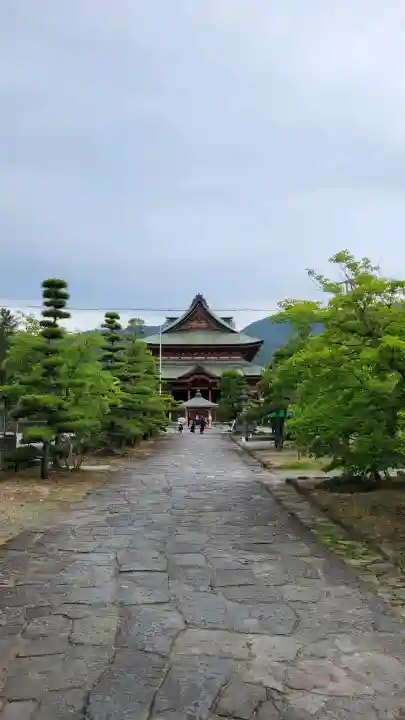 甲斐善光寺(山梨県)
