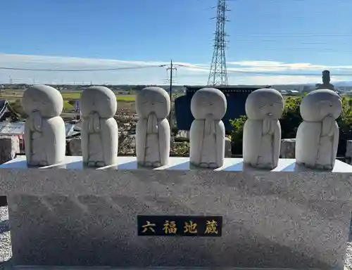 埼玉厄除け開運大師・龍泉寺（切り絵御朱印発祥の寺）(埼玉県)