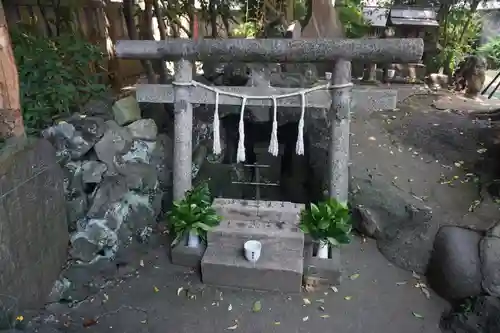 厳島神社（港町弁財天）の鳥居