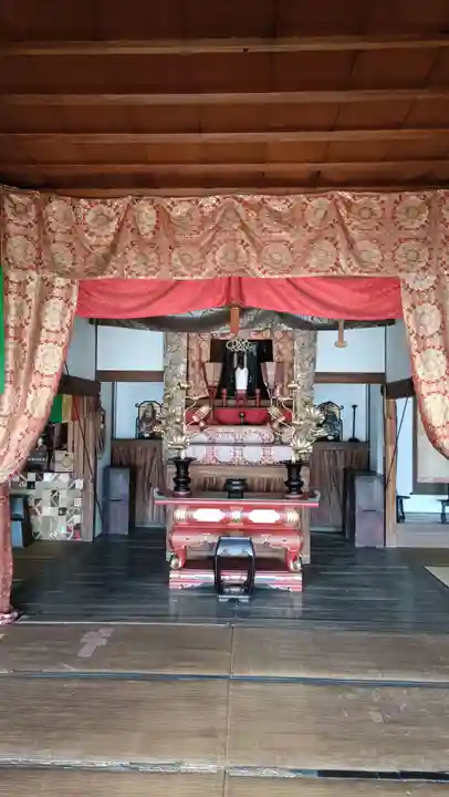 長光寺の本殿・本堂
