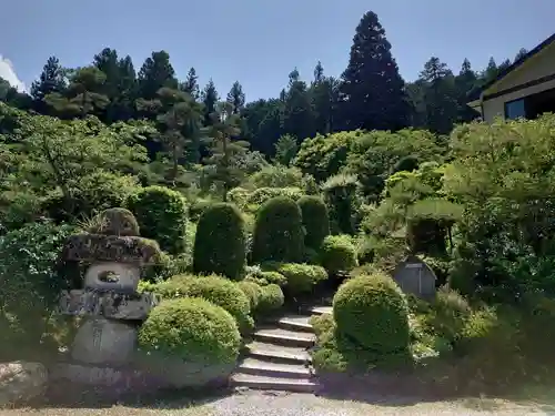 法雲寺の庭園