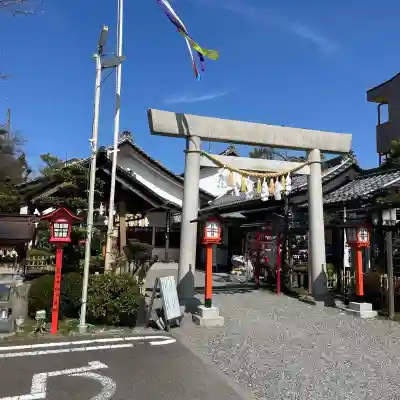 尾張猿田彦神社の{uncategorized: "未分類", other: "その他", undefined: "問題あり", building: "その他建物", grave: "お墓", sacred_gate: "鳥居", guardian: "狛犬", statue: "像", buddha: "仏像", history: "歴史", nature: "自然", garden: "庭園", animal: "動物", pagoda: "塔", temizu: "手水舎", mountain_gate: "山門・神門", sanctuary: "本殿・本堂", subordinate: "末社・摂社", art: "芸術", scenery: "景色", jizo: "地蔵", ema: "絵馬", goshuin: "御朱印", omikuji: "おみくじ", items: "授与品その他", amulet: "お守り", goshuincho: "御朱印帳", eats: "食事", festival: "お祭り", votive_dance: "神楽", shichigosan: "七五三参", wedding: "結婚式", experience: "体験その他", initially: "初詣", around: "周辺", anti_infection: "感染症対策"}