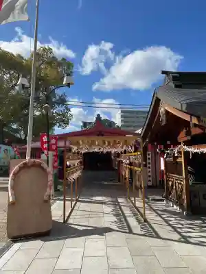 足の神様 服部天神宮の{uncategorized: "未分類", other: "その他", undefined: "問題あり", building: "その他建物", grave: "お墓", sacred_gate: "鳥居", guardian: "狛犬", statue: "像", buddha: "仏像", history: "歴史", nature: "自然", garden: "庭園", animal: "動物", pagoda: "塔", temizu: "手水舎", mountain_gate: "山門・神門", sanctuary: "本殿・本堂", subordinate: "末社・摂社", art: "芸術", scenery: "景色", jizo: "地蔵", ema: "絵馬", goshuin: "御朱印", omikuji: "おみくじ", items: "授与品その他", amulet: "お守り", goshuincho: "御朱印帳", eats: "食事", festival: "お祭り", votive_dance: "神楽", shichigosan: "七五三参", wedding: "結婚式", experience: "体験その他", initially: "初詣", around: "周辺", anti_infection: "感染症対策"}