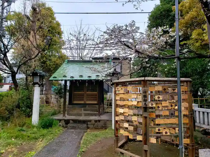 新宿下落合氷川神社の末社・摂社