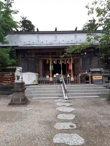 二柱神社の本殿