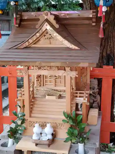 熊内八幡神社の末社・摂社