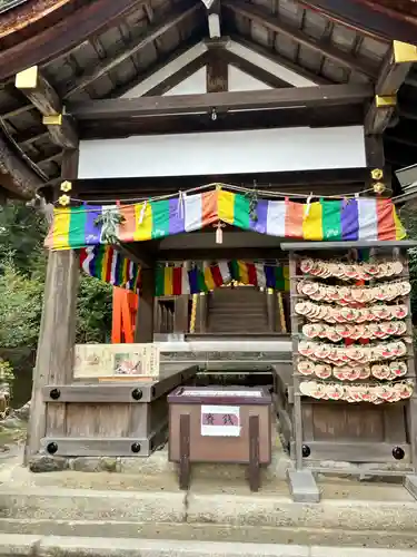片山御子神社の本殿・本堂