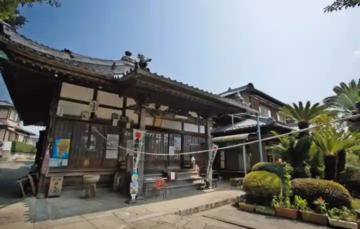 観音寺の本殿・本堂