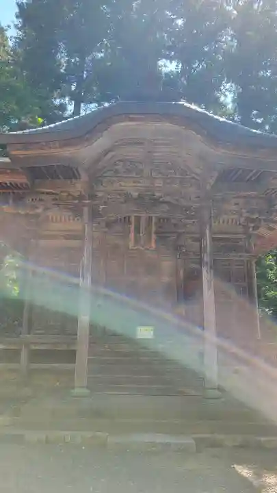 華厳寺の{uncategorized: "未分類", other: "その他", undefined: "問題あり", building: "その他建物", grave: "お墓", sacred_gate: "鳥居", guardian: "狛犬", statue: "像", buddha: "仏像", history: "歴史", nature: "自然", garden: "庭園", animal: "動物", pagoda: "塔", temizu: "手水舎", mountain_gate: "山門・神門", sanctuary: "本殿・本堂", subordinate: "末社・摂社", art: "芸術", scenery: "景色", jizo: "地蔵", ema: "絵馬", goshuin: "御朱印", omikuji: "おみくじ", items: "授与品その他", amulet: "お守り", goshuincho: "御朱印帳", eats: "食事", festival: "お祭り", votive_dance: "神楽", shichigosan: "七五三参", wedding: "結婚式", experience: "体験その他", initially: "初詣", around: "周辺", anti_infection: "感染症対策"}