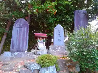 春日社（傍示本春日社）の末社・摂社