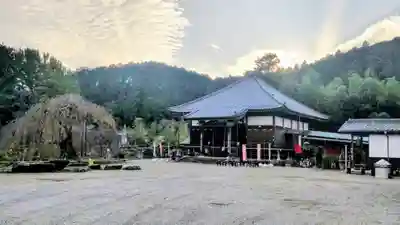 箕輪山満行院霊巖寺(埼玉県)