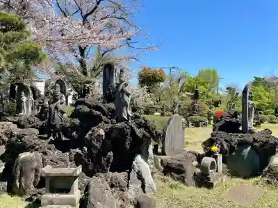 明治寺の{uncategorized: "未分類", other: "その他", undefined: "問題あり", building: "その他建物", grave: "お墓", sacred_gate: "鳥居", guardian: "狛犬", statue: "像", buddha: "仏像", history: "歴史", nature: "自然", garden: "庭園", animal: "動物", pagoda: "塔", temizu: "手水舎", mountain_gate: "山門・神門", sanctuary: "本殿・本堂", subordinate: "末社・摂社", art: "芸術", scenery: "景色", jizo: "地蔵", ema: "絵馬", goshuin: "御朱印", omikuji: "おみくじ", items: "授与品その他", amulet: "お守り", goshuincho: "御朱印帳", eats: "食事", festival: "お祭り", votive_dance: "神楽", shichigosan: "七五三参", wedding: "結婚式", experience: "体験その他", initially: "初詣", around: "周辺", anti_infection: "感染症対策"}