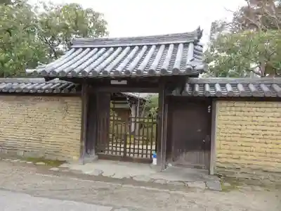 龍蔵院の山門・神門