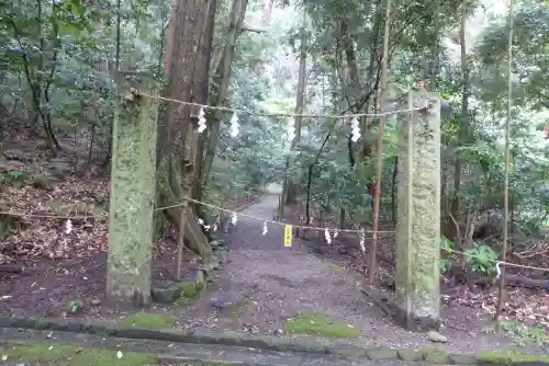 石上神宮の鳥居