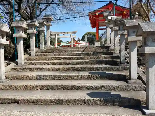 多治速比売神社の{uncategorized: "未分類", other: "その他", undefined: "問題あり", building: "その他建物", grave: "お墓", sacred_gate: "鳥居", guardian: "狛犬", statue: "像", buddha: "仏像", history: "歴史", nature: "自然", garden: "庭園", animal: "動物", pagoda: "塔", temizu: "手水舎", mountain_gate: "山門・神門", sanctuary: "本殿・本堂", subordinate: "末社・摂社", art: "芸術", scenery: "景色", jizo: "地蔵", ema: "絵馬", goshuin: "御朱印", omikuji: "おみくじ", items: "授与品その他", amulet: "お守り", goshuincho: "御朱印帳", eats: "食事", festival: "お祭り", votive_dance: "神楽", shichigosan: "七五三参", wedding: "結婚式", experience: "体験その他", initially: "初詣", around: "周辺", anti_infection: "感染症対策"}