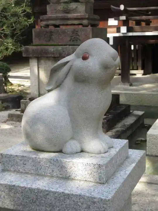 岡崎神社の狛犬