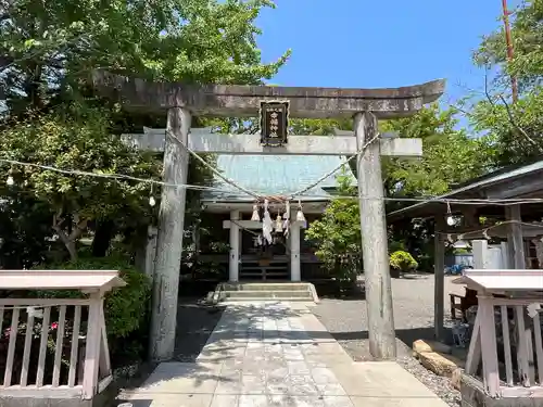 幸福神社の鳥居