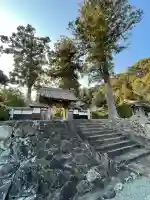 浄眼寺の{uncategorized: "未分類", other: "その他", undefined: "問題あり", building: "その他建物", grave: "お墓", sacred_gate: "鳥居", guardian: "狛犬", statue: "像", buddha: "仏像", history: "歴史", nature: "自然", garden: "庭園", animal: "動物", pagoda: "塔", temizu: "手水舎", mountain_gate: "山門・神門", sanctuary: "本殿・本堂", subordinate: "末社・摂社", art: "芸術", scenery: "景色", jizo: "地蔵", ema: "絵馬", goshuin: "御朱印", omikuji: "おみくじ", items: "授与品その他", amulet: "お守り", goshuincho: "御朱印帳", eats: "食事", festival: "お祭り", votive_dance: "神楽", shichigosan: "七五三参", wedding: "結婚式", experience: "体験その他", initially: "初詣", around: "周辺", anti_infection: "感染症対策"}