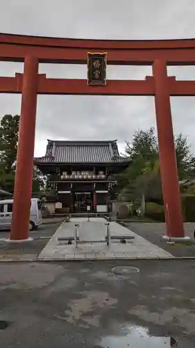 梅宮大社の鳥居