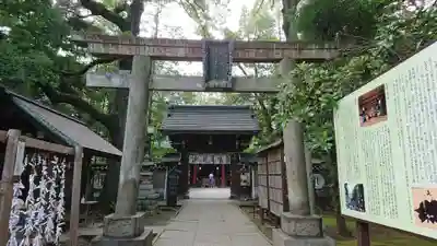 赤坂氷川神社の鳥居