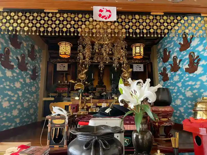 真成院の{uncategorized: "未分類", other: "その他", undefined: "問題あり", building: "その他建物", grave: "お墓", sacred_gate: "鳥居", guardian: "狛犬", statue: "像", buddha: "仏像", history: "歴史", nature: "自然", garden: "庭園", animal: "動物", pagoda: "塔", temizu: "手水舎", mountain_gate: "山門・神門", sanctuary: "本殿・本堂", subordinate: "末社・摂社", art: "芸術", scenery: "景色", jizo: "地蔵", ema: "絵馬", goshuin: "御朱印", omikuji: "おみくじ", items: "授与品その他", amulet: "お守り", goshuincho: "御朱印帳", eats: "食事", festival: "お祭り", votive_dance: "神楽", shichigosan: "七五三参", wedding: "結婚式", experience: "体験その他", initially: "初詣", around: "周辺", anti_infection: "感染症対策"}