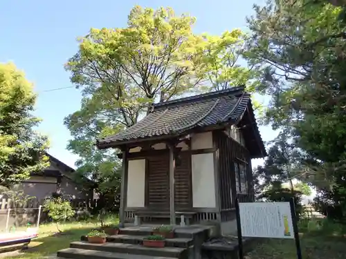 楢本神社の末社