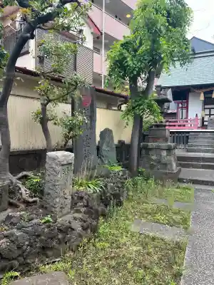 津島神社の{uncategorized: "未分類", other: "その他", undefined: "問題あり", building: "その他建物", grave: "お墓", sacred_gate: "鳥居", guardian: "狛犬", statue: "像", buddha: "仏像", history: "歴史", nature: "自然", garden: "庭園", animal: "動物", pagoda: "塔", temizu: "手水舎", mountain_gate: "山門・神門", sanctuary: "本殿・本堂", subordinate: "末社・摂社", art: "芸術", scenery: "景色", jizo: "地蔵", ema: "絵馬", goshuin: "御朱印", omikuji: "おみくじ", items: "授与品その他", amulet: "お守り", goshuincho: "御朱印帳", eats: "食事", festival: "お祭り", votive_dance: "神楽", shichigosan: "七五三参", wedding: "結婚式", experience: "体験その他", initially: "初詣", around: "周辺", anti_infection: "感染症対策"}
