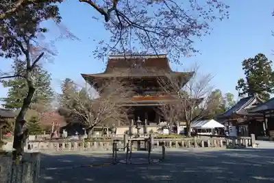 金峯山寺の本殿・本堂