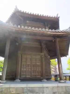 東長寺の本殿・本堂