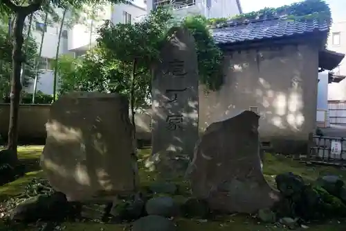 三囲神社のその他建物