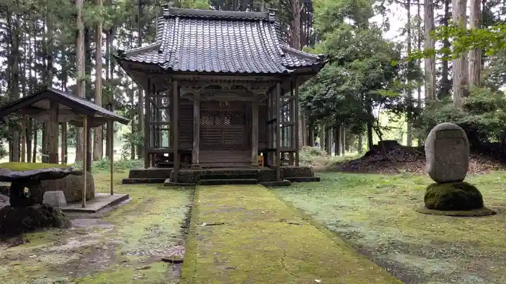 白山神社の本殿・本堂