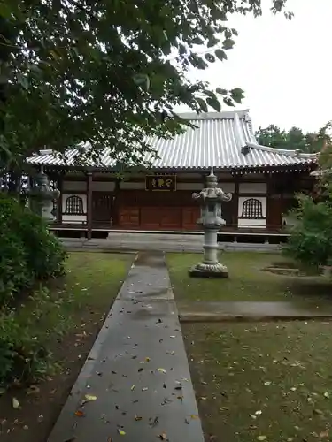 安楽寺の本殿・本堂