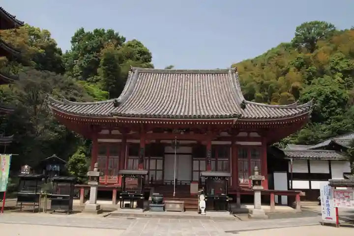 明王院の本殿・本堂