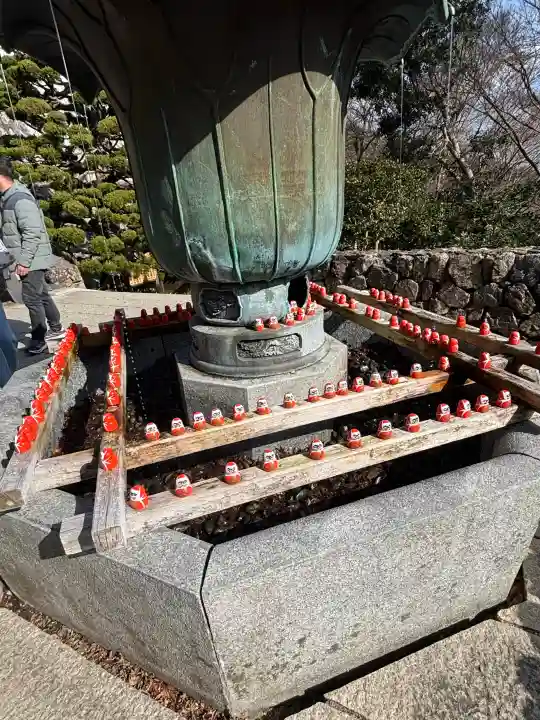 勝尾寺の{uncategorized: "未分類", other: "その他", undefined: "問題あり", building: "その他建物", grave: "お墓", sacred_gate: "鳥居", guardian: "狛犬", statue: "像", buddha: "仏像", history: "歴史", nature: "自然", garden: "庭園", animal: "動物", pagoda: "塔", temizu: "手水舎", mountain_gate: "山門・神門", sanctuary: "本殿・本堂", subordinate: "末社・摂社", art: "芸術", scenery: "景色", jizo: "地蔵", ema: "絵馬", goshuin: "御朱印", omikuji: "おみくじ", items: "授与品その他", amulet: "お守り", goshuincho: "御朱印帳", eats: "食事", festival: "お祭り", votive_dance: "神楽", shichigosan: "七五三参", wedding: "結婚式", experience: "体験その他", initially: "初詣", around: "周辺", anti_infection: "感染症対策"}