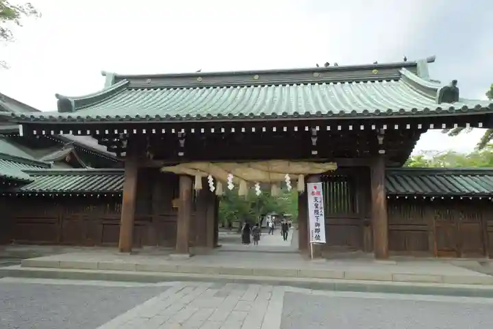 三嶋大社の山門・神門