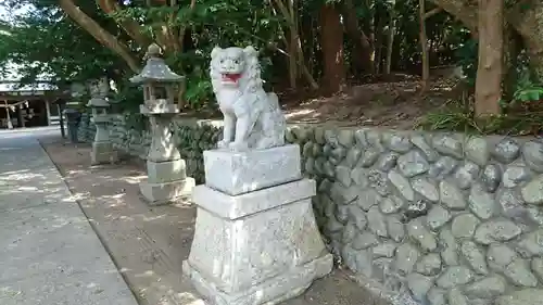 白羽神社の狛犬