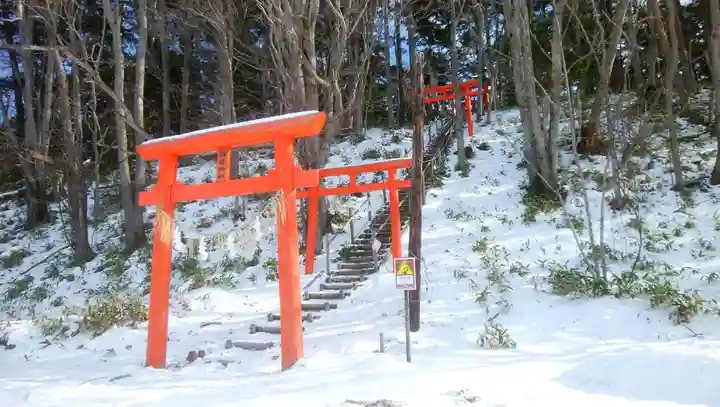 阿寒湖稲荷神社の鳥居