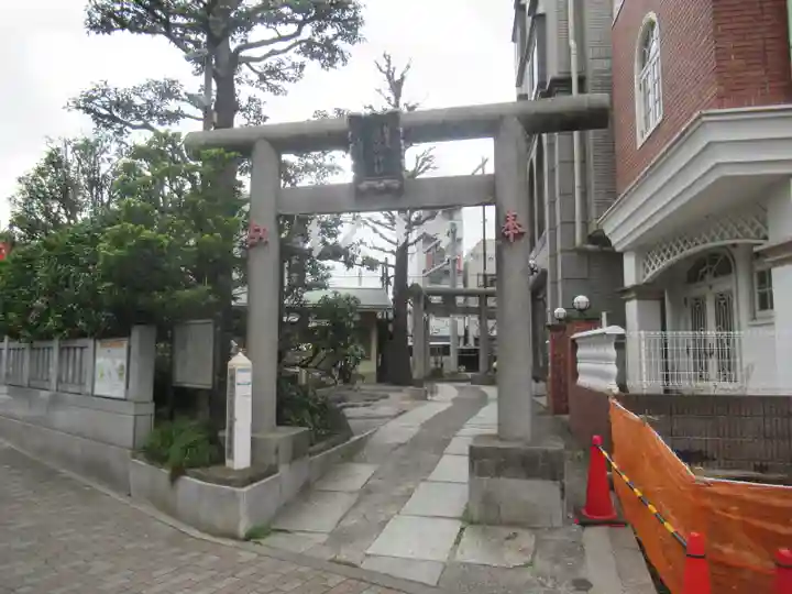 厳嶋神社の鳥居