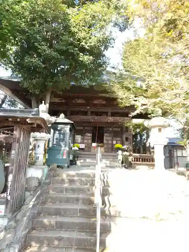 定林寺の本殿