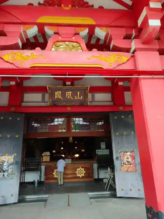 甚目寺の本殿・本堂